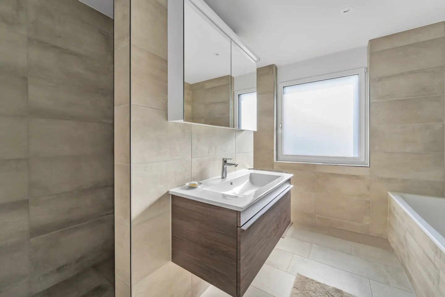 4½ Room Maisonette with Terrace and Alpine View - Photo 10 of 19