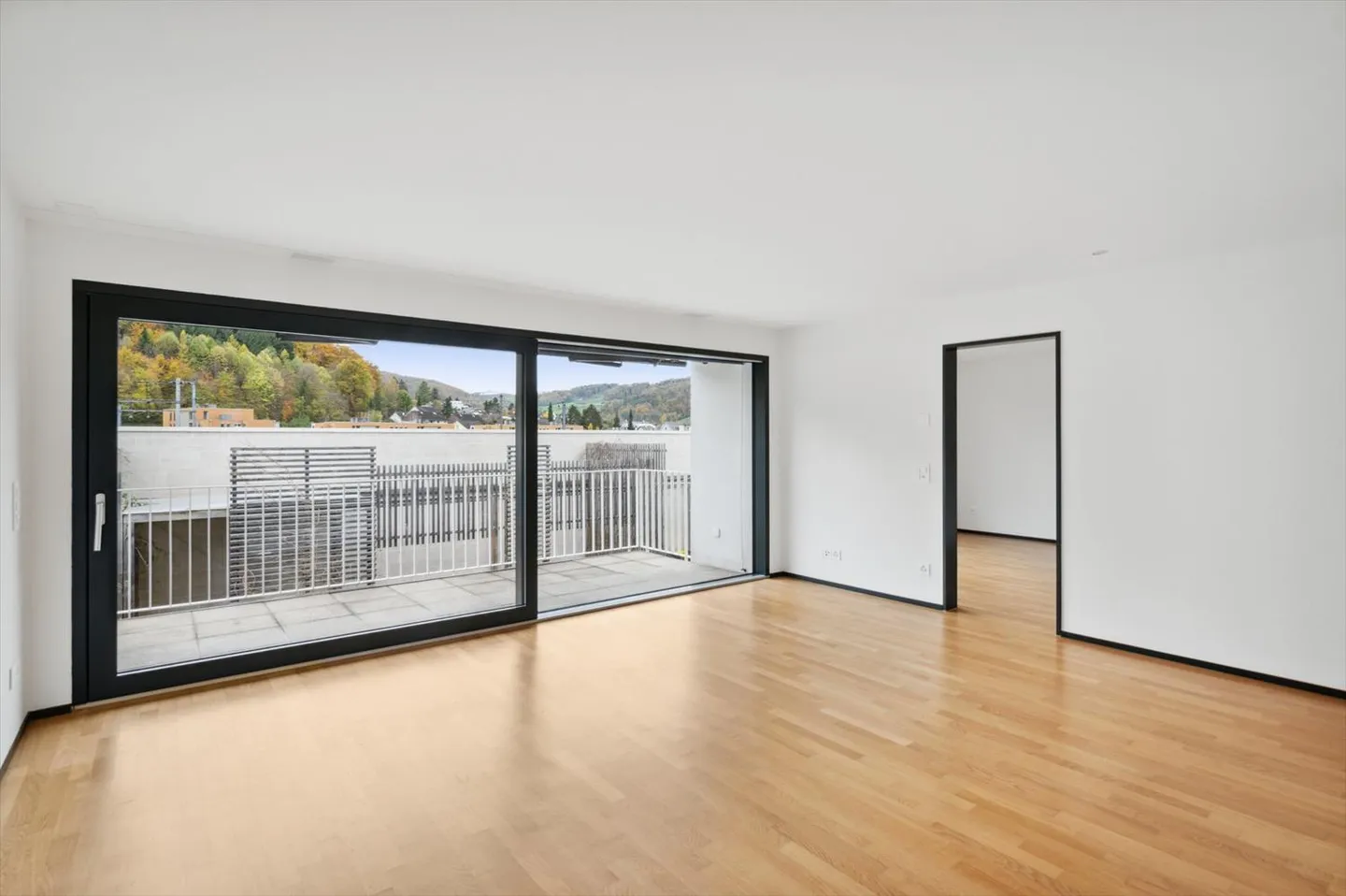 LOUER SANS CAUTION - bel appartement avec espace de jardin près du centre - Photo 3 sur 9