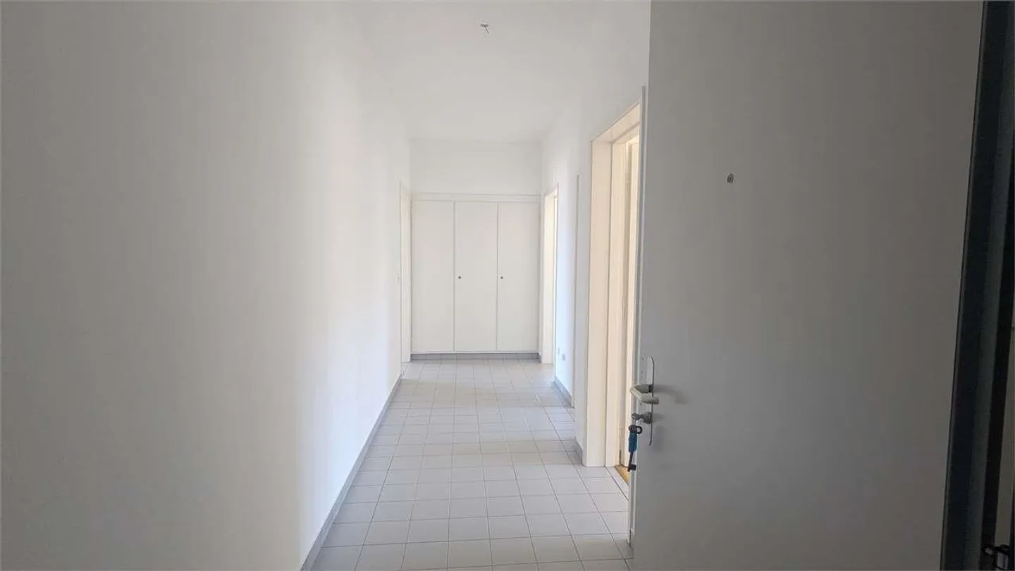 Chiasso, hervorragendes 3,5-Zi-Wohnung mit Balkon - Foto 4 von 9