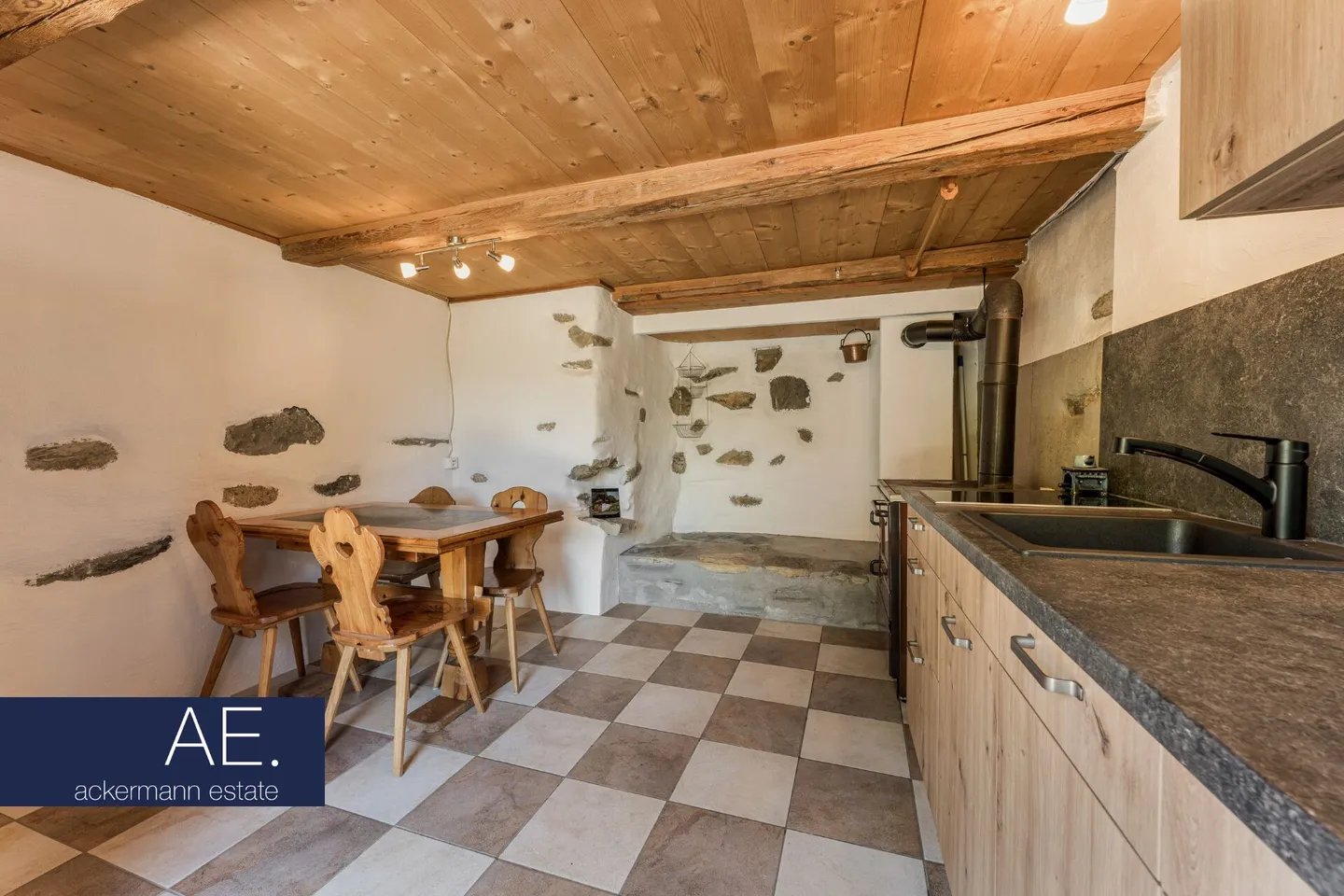 Alpine Cabin in the Midst of Wide Mountain Meadows - Photo 8 of 11