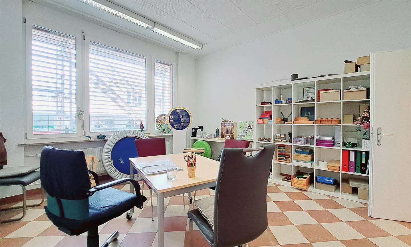 Ufficio o studio bello - Foto 1 di 8