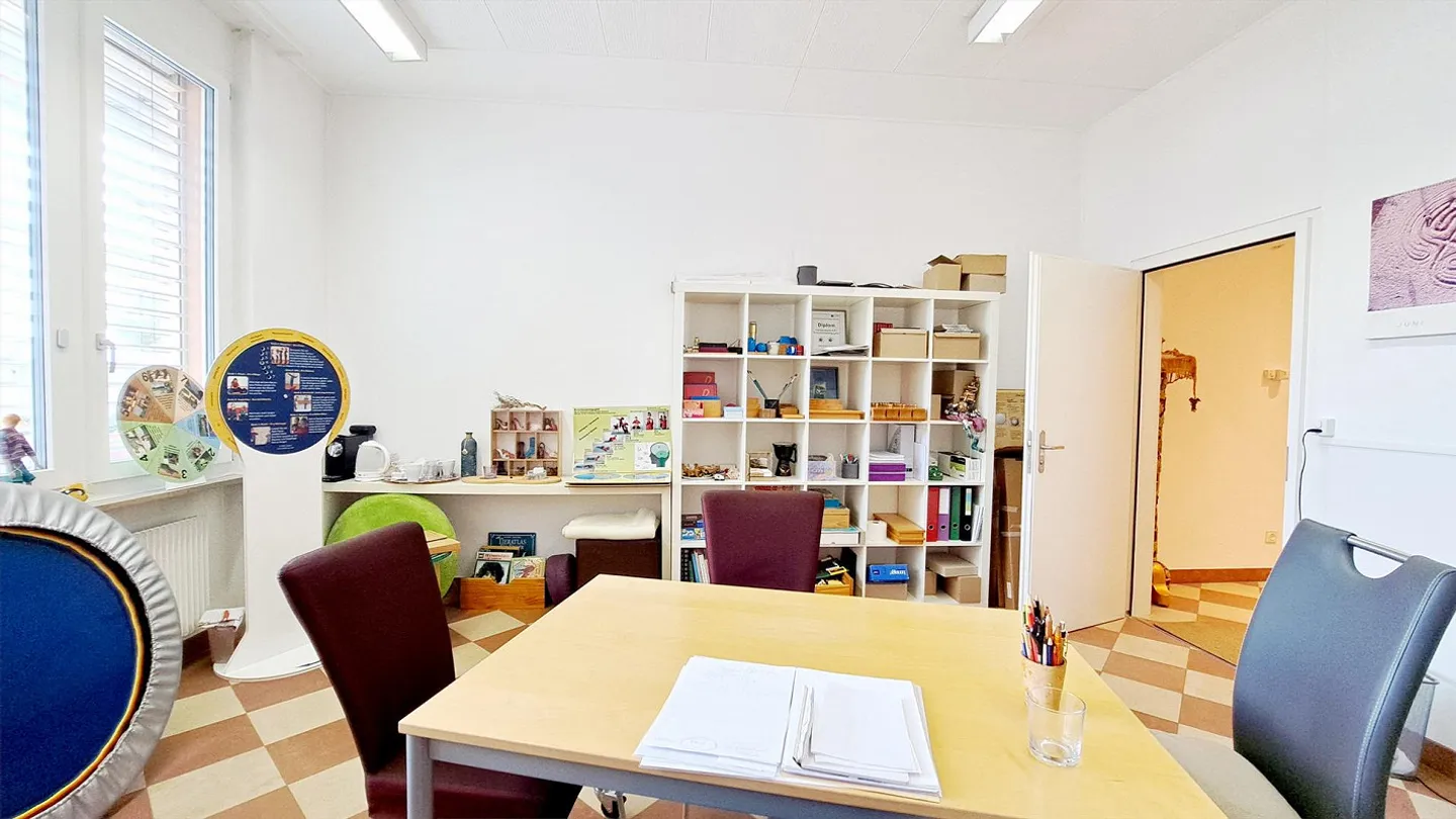 Ufficio o studio bello - Foto 2 di 8