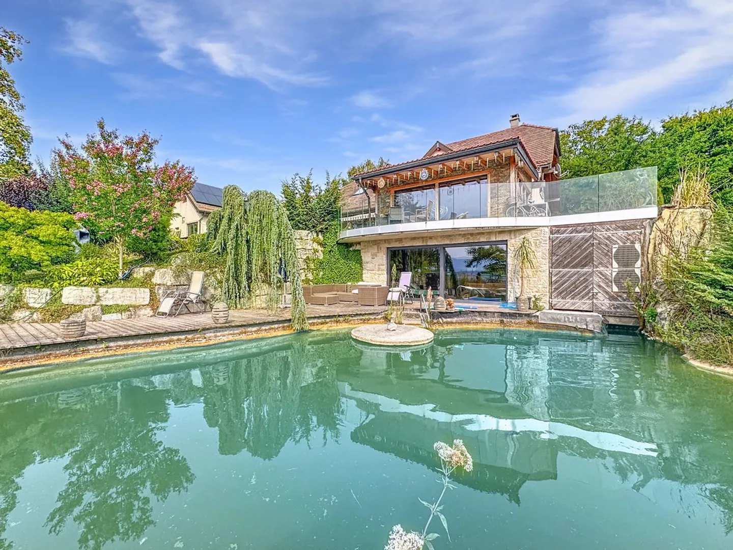 Charming Villa with Pool and Garden - Photo 4 of 13