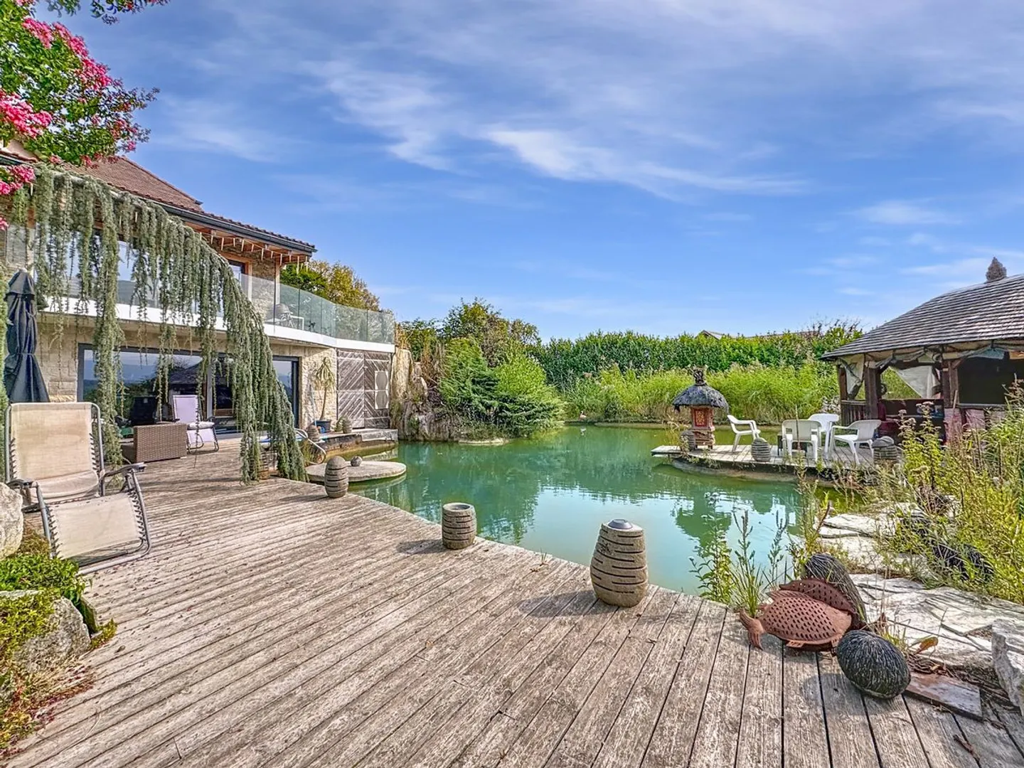 Charming Villa with Pool and Garden - Photo 5 of 13