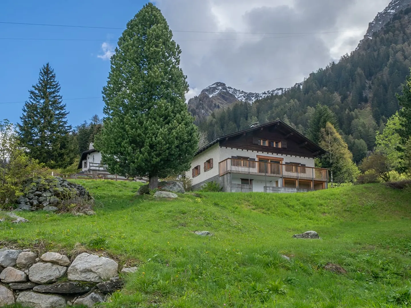 Newly Built Chalet with Wellness Comfort - Photo 1 of 6