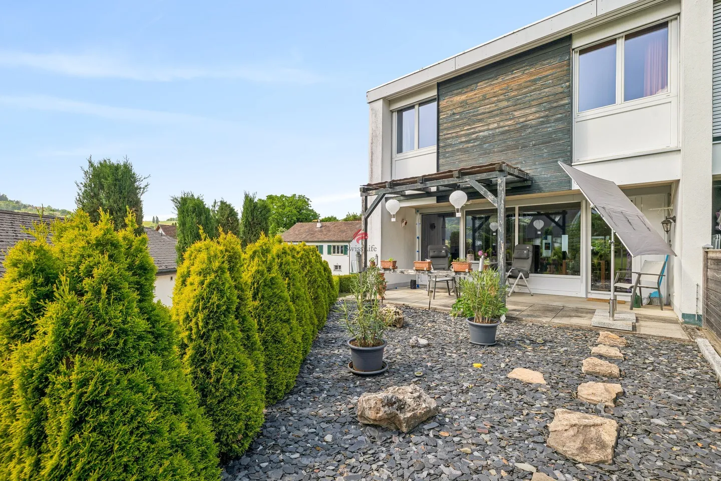 Charmantes Doppeleinfamilienhaus - Foto 1 von 10