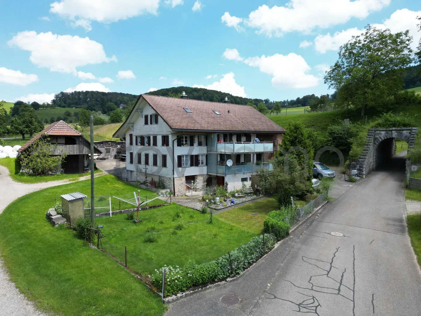 Casa bifamiliare con annessi ad Altbüron LU - Foto 1 di 14