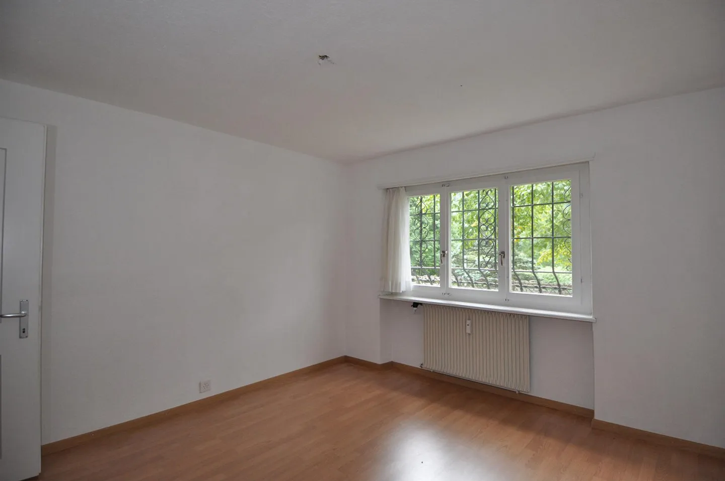 Appartamento di 3,5 stanze al piano terra con area giardino - Foto 7 di 10