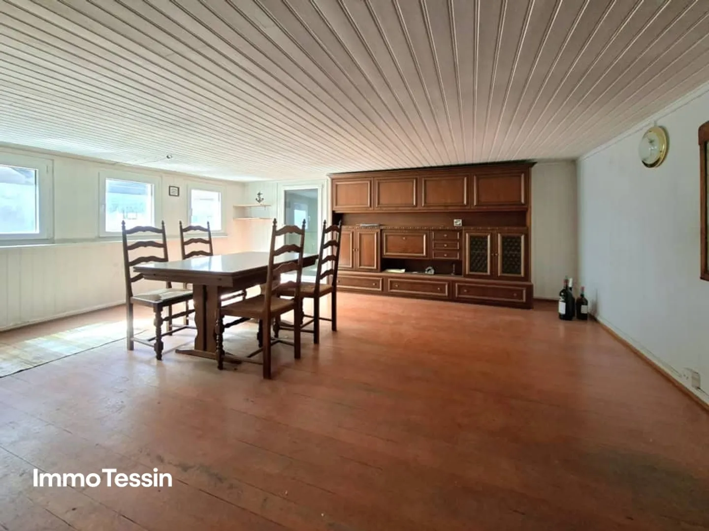 Typical & Spacious Leventina House with Garden in Ambri-Piotta at an Unbeatable Price Near the Ice Stadium - Photo 7 of 13