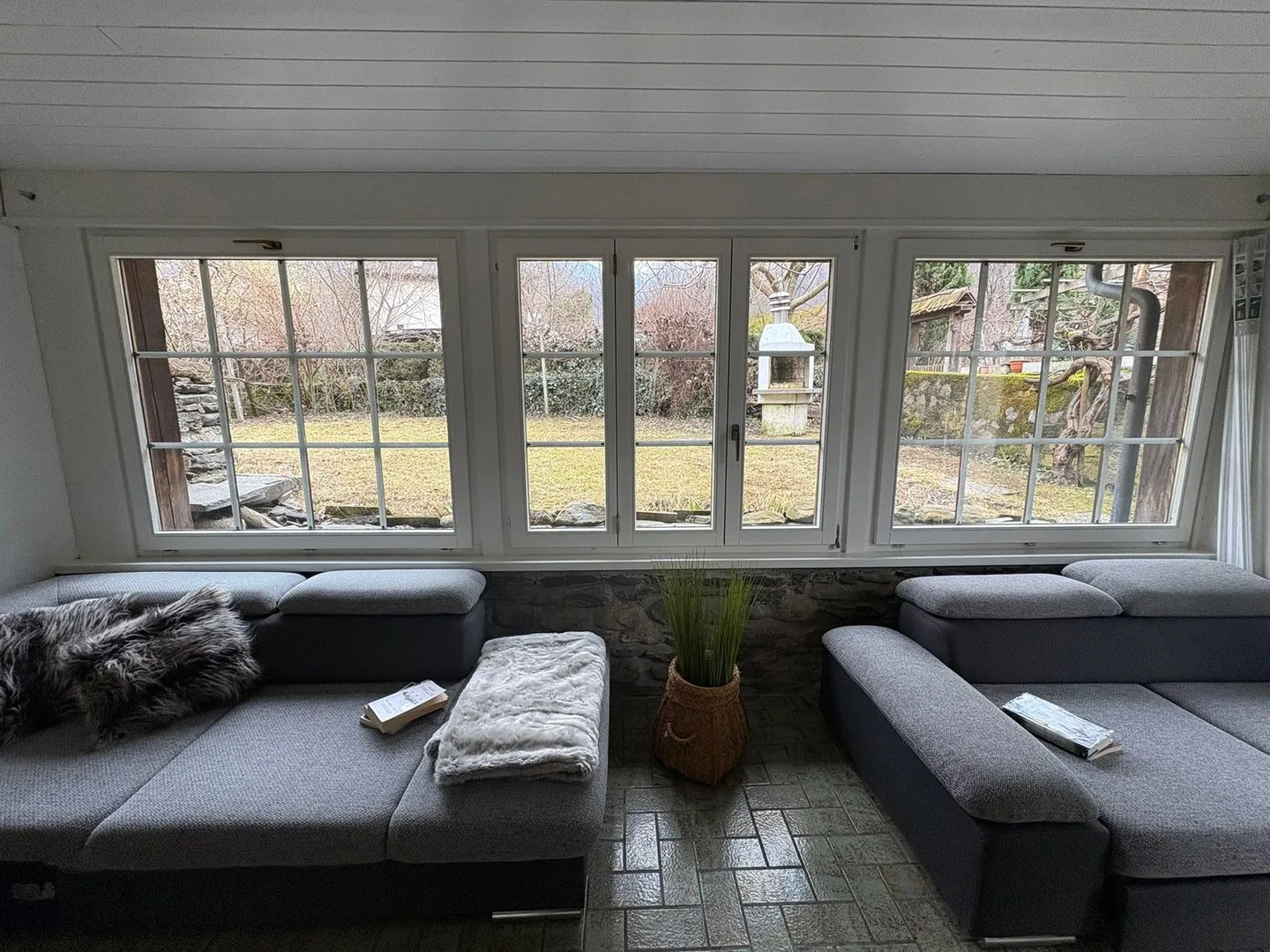 Maison en Pierre Rustique avec Cheminée, Four à Pizza et Chapelle - Photo 2 sur 22