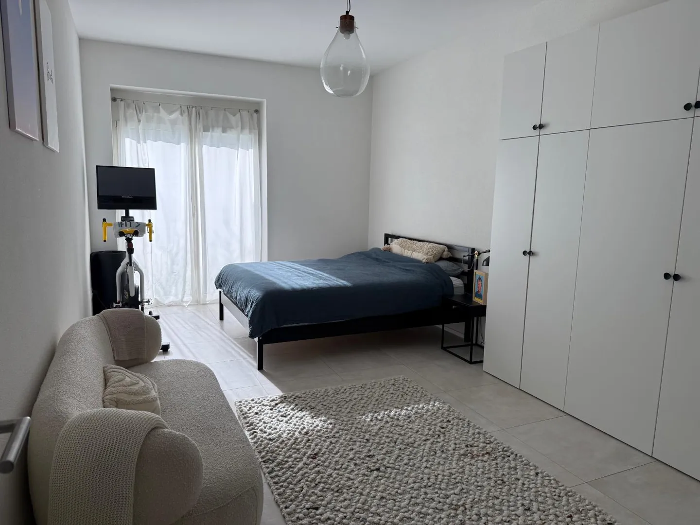 EXCLUSIVITÉ! Propriété exceptionnelle avec terrasse et jardin privé dans le quartier de La Coudre! - Photo 4 sur 5