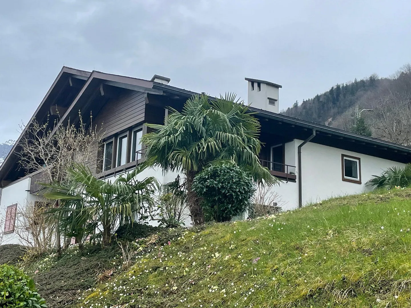 3.5 Zimmerdachwohnung mit herrlicher Aussicht befristet bis 31.3.2026 - Foto 12 von 14