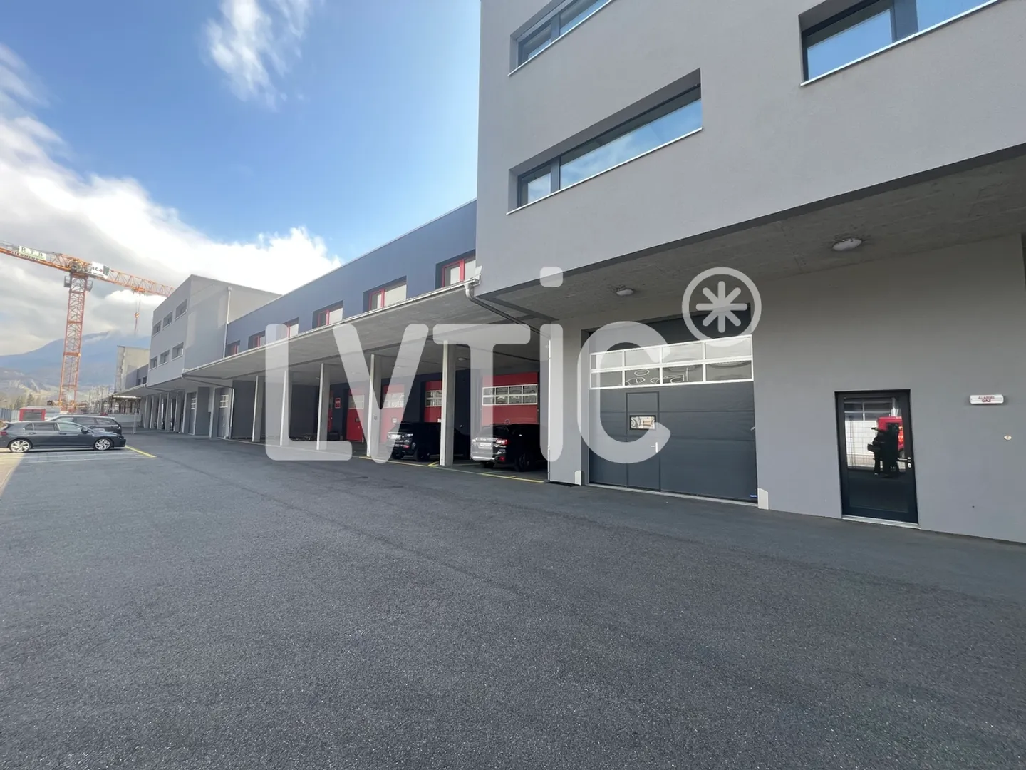 Modernes Industriegebäude zu verkaufen - Foto 13 von 19