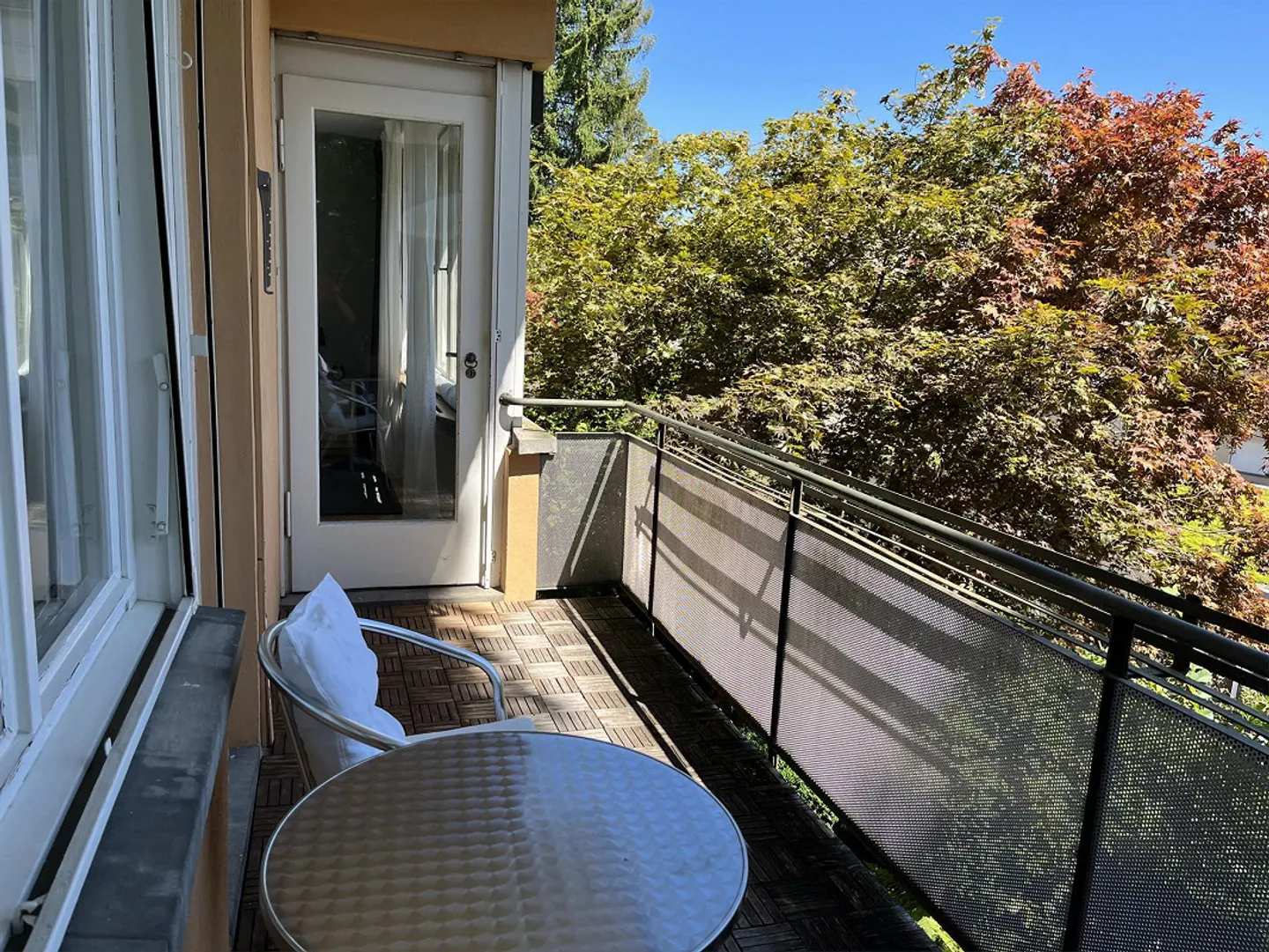 Business Apartment "Diana 2", near University, Cantonal Hospital - Photo 10 of 11