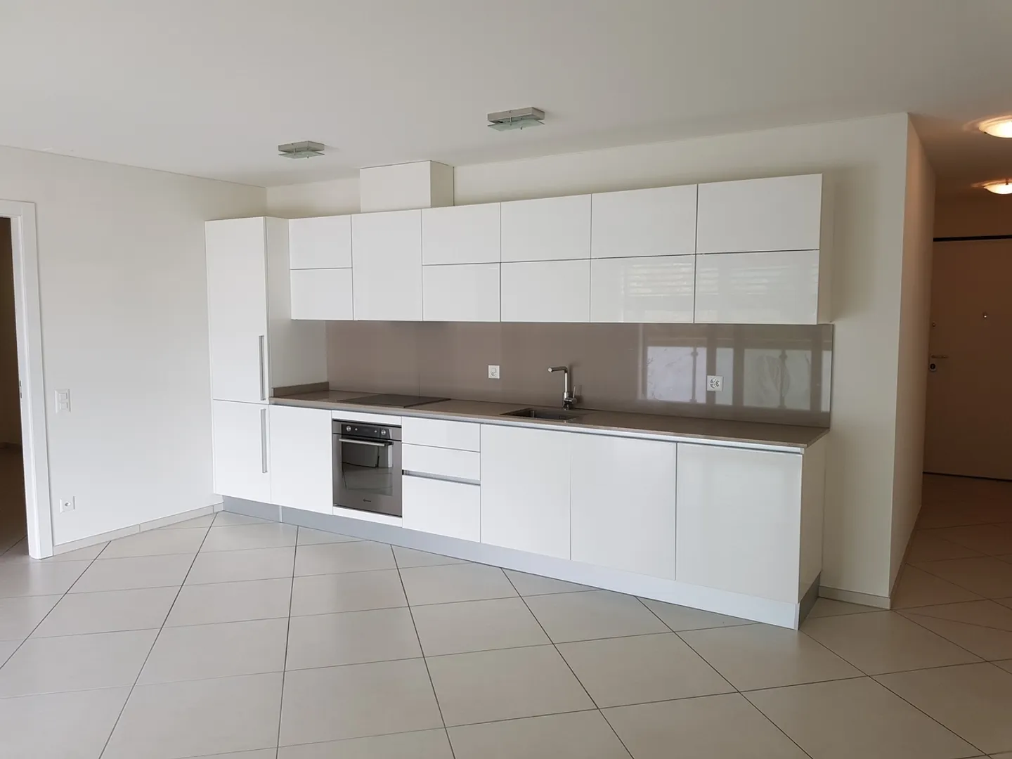 Appartement moderne de 2,5 pièces avec balcon, Cadempino - Photo 2 sur 10