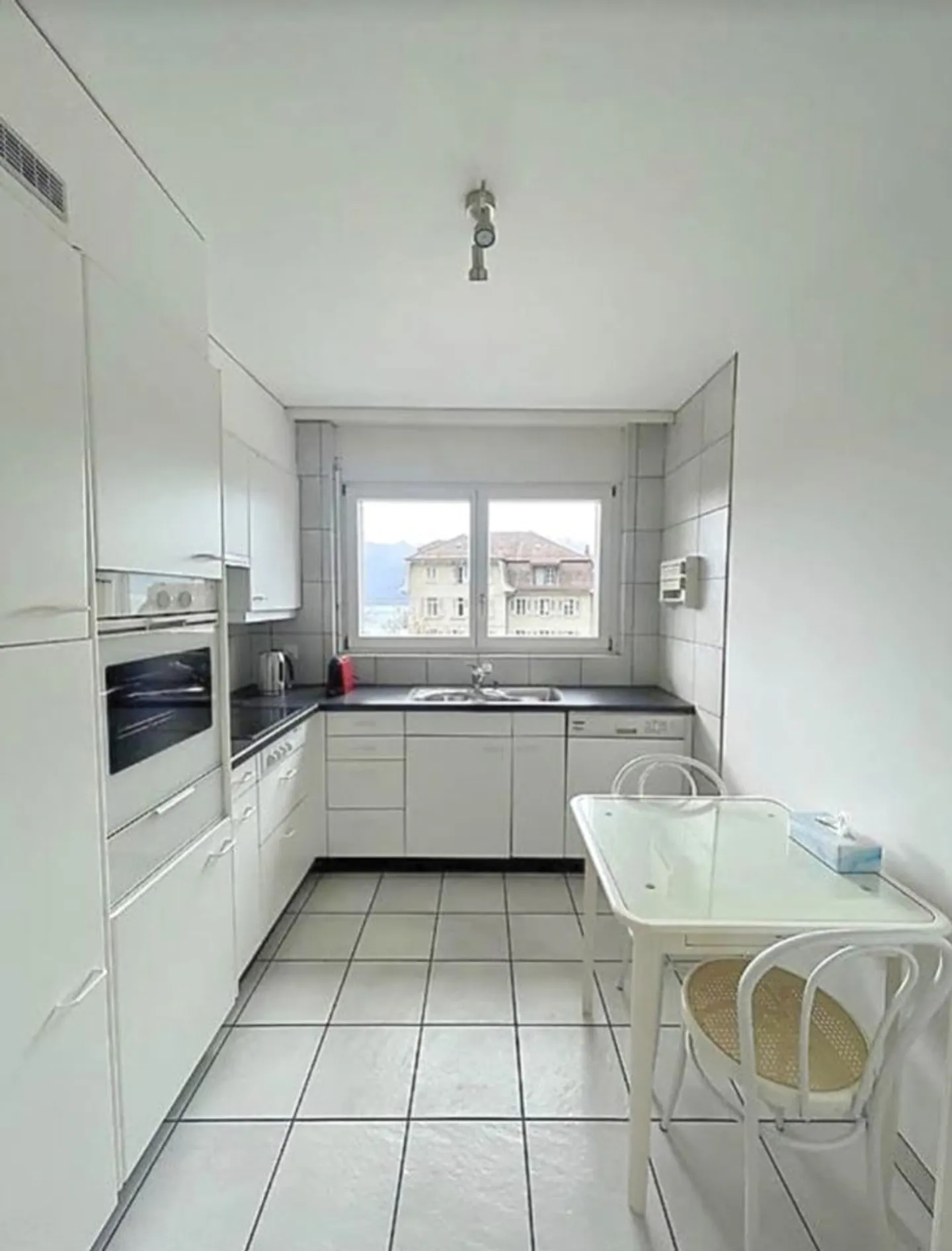 Schönes 3.5-Zimmer-Wohnung möbliert - Foto 2 von 5