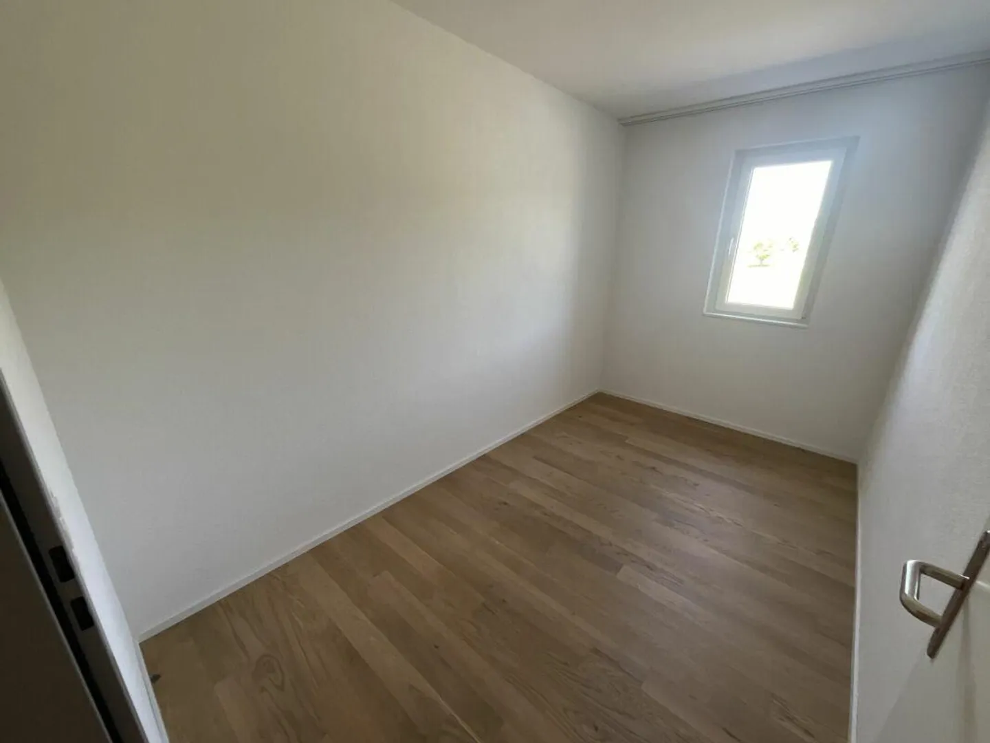 Appartamento luminoso e spazioso di 3,5 locali in affitto - Foto 10 di 14