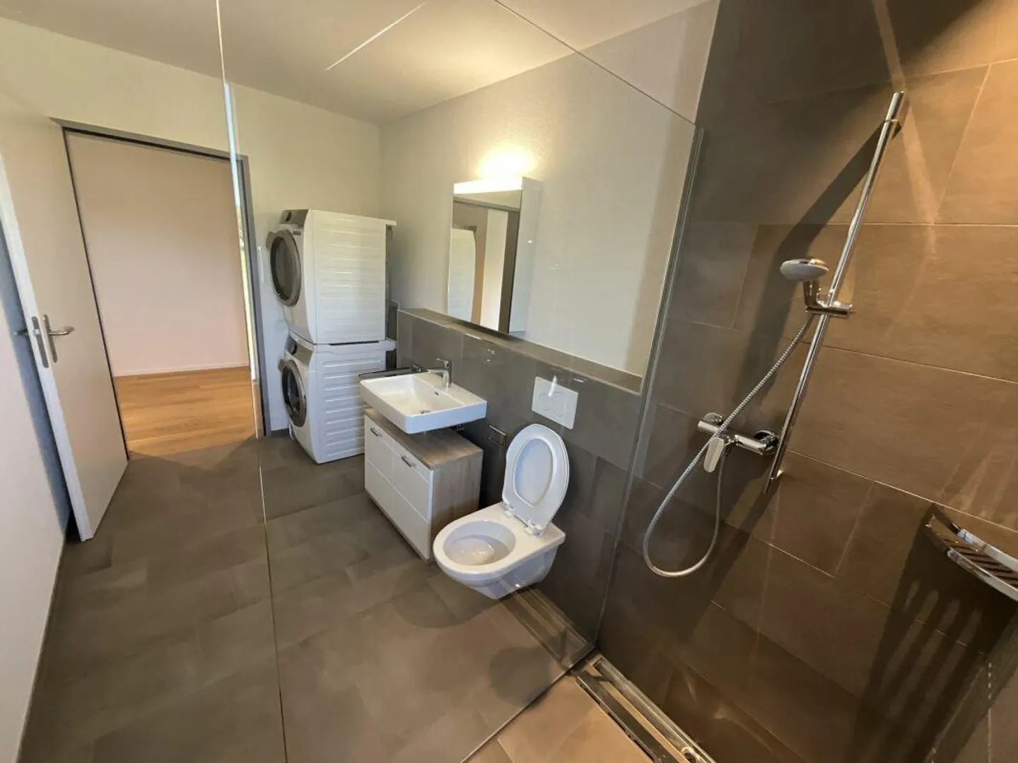 Appartamento luminoso e spazioso di 3,5 locali in affitto - Foto 13 di 14