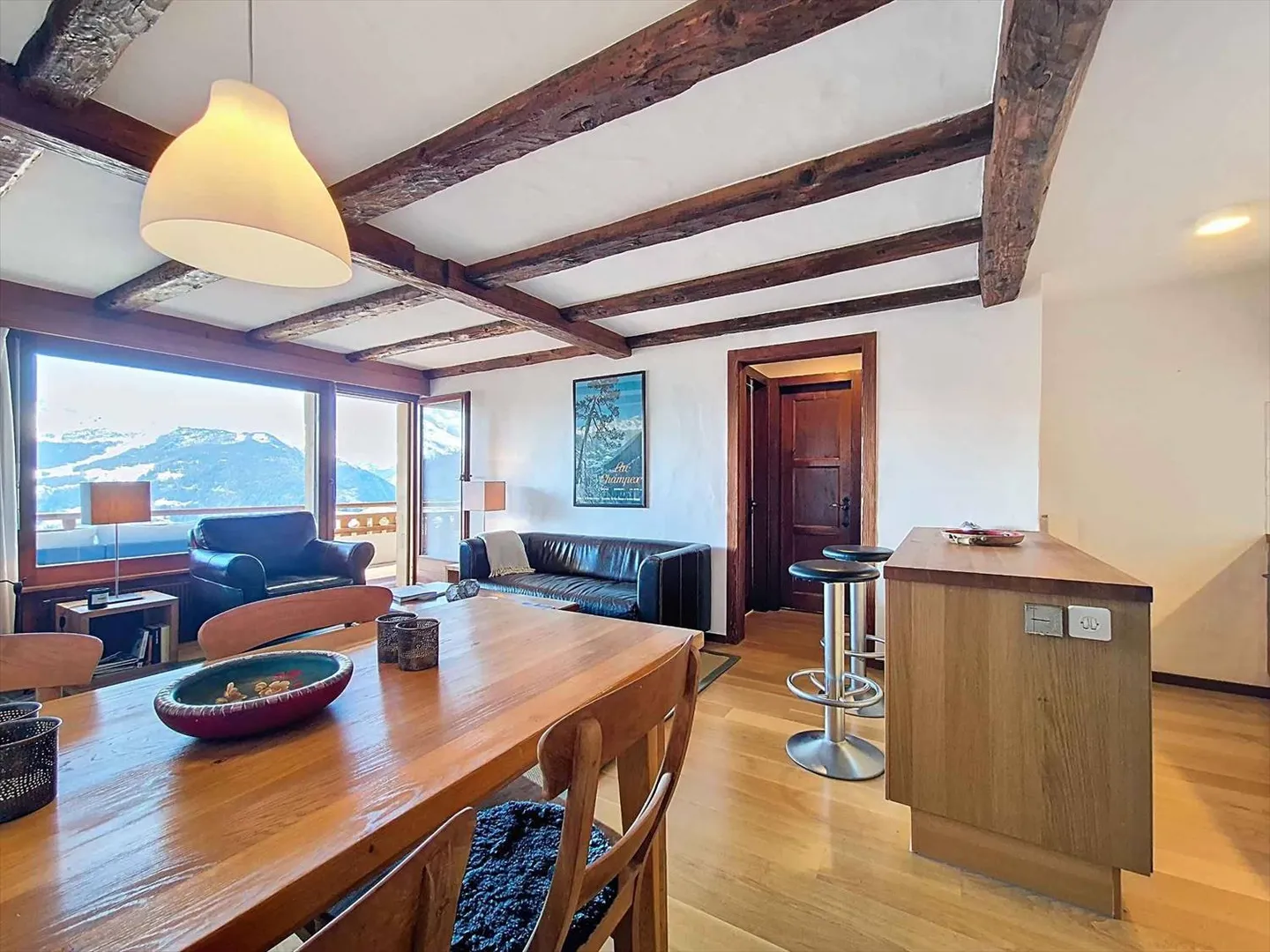 Magnifico appartamento con 1 camera - Vista mozzafiato - Foto 1 di 9