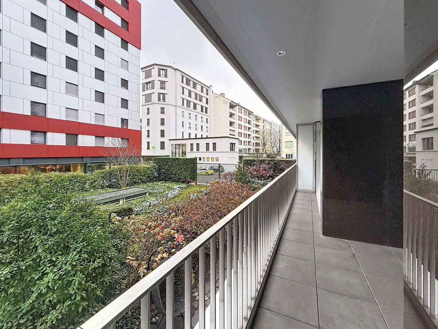 ESCLUSIVO  Appartamento moderno di 4 stanze, ideale per investitori o pied-à-terre - Foto 5 di 11