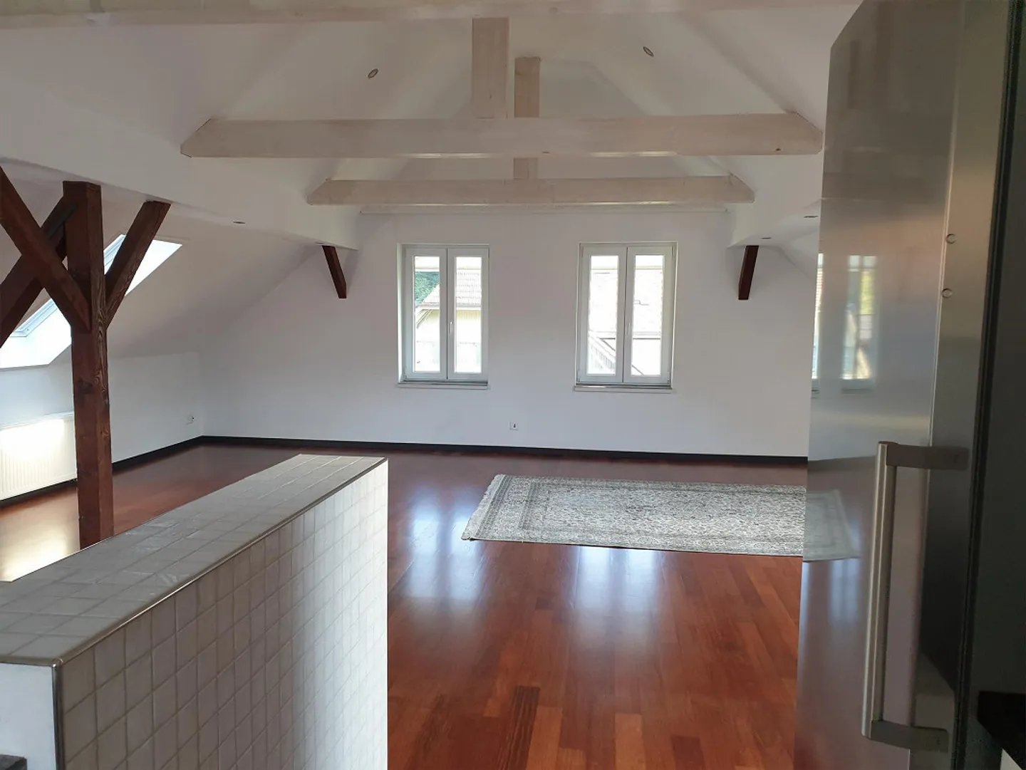 Appartamento maisonette di 5,5 stanze con utilizzo del giardino, vicino al ruscello, vicino alla stazione - Foto 10 di 12