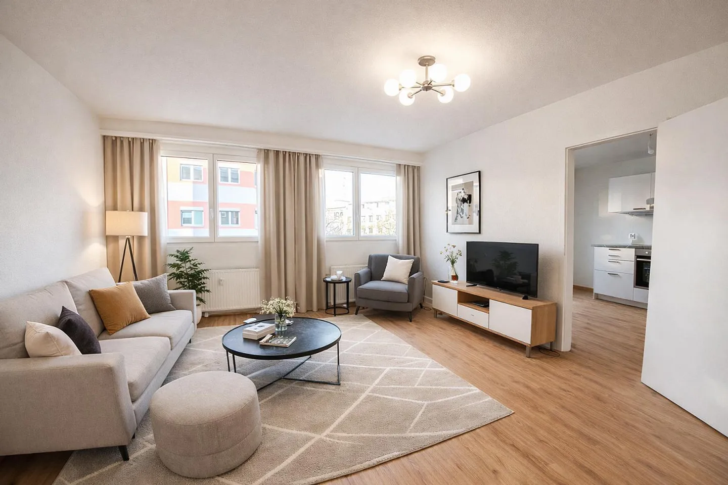 Appartement attrayant de 3 pièces avec balcon et ascenseur dans le quartier Gotthelf - Photo 2 sur 5