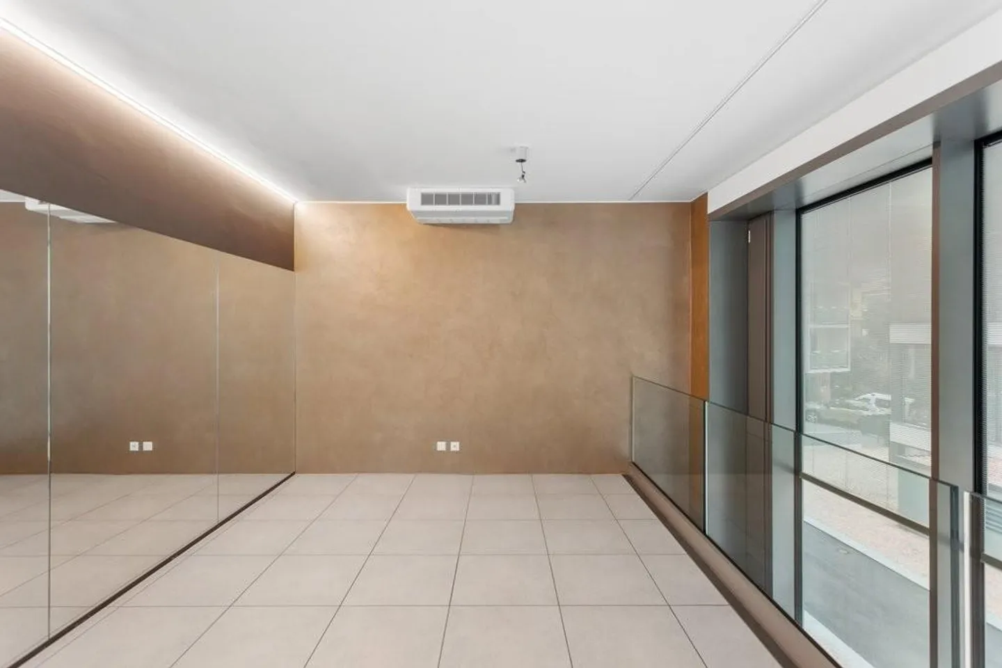Espace commercial merveilleux au cœur de Paradiso - Photo 6 sur 11