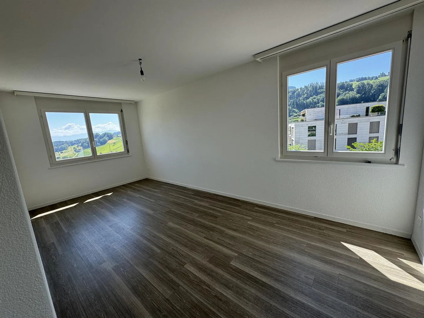 Appartamento soleggiato con vista sul lago e sulle montagne - Foto 5 di 10