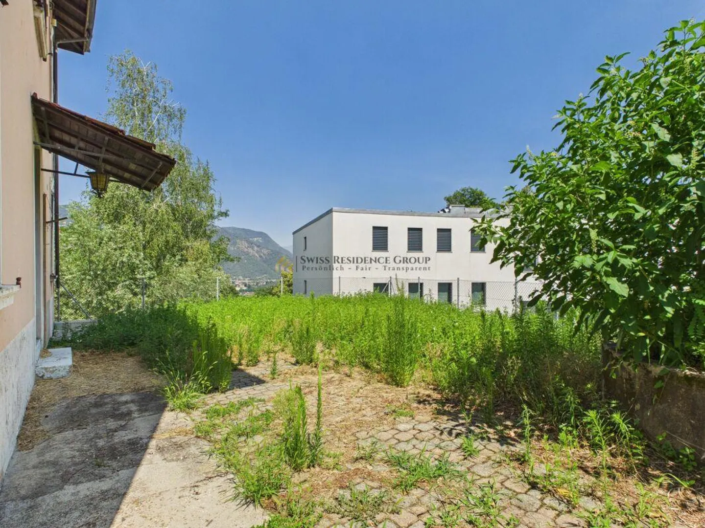 Villa in Pedrinate with large private garden of 601sqm - Photo 7 of 9