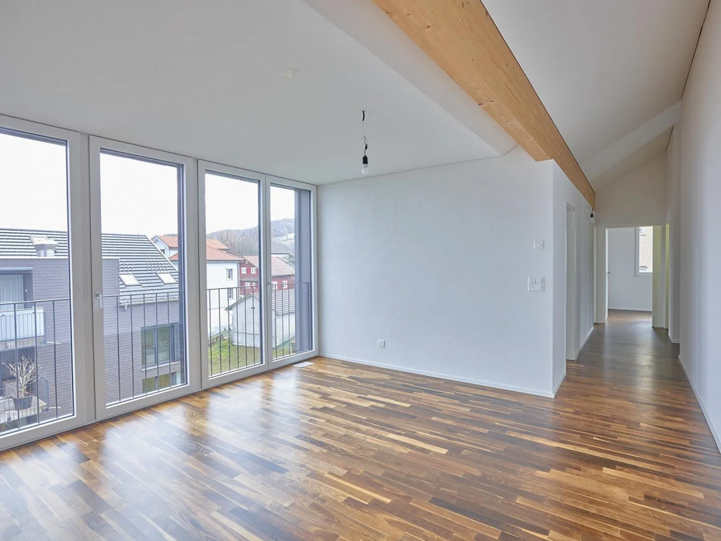 Exklusive Attikawohnung mit grossem Balkon & Top-Ausstattung - Foto 6 von 11