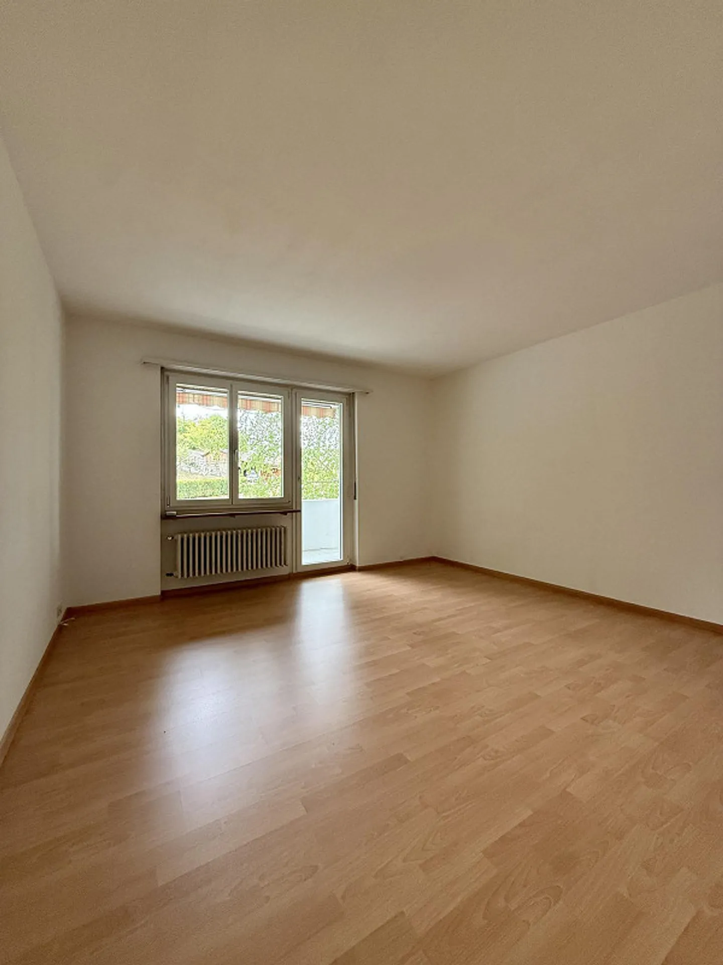 Tanto spazio, tanta luce, affitto equo - Appartamento 3 locali con balcone - Foto 8 di 10