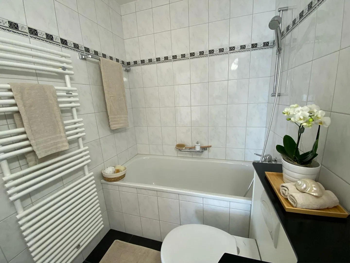 Appartamento 3 1/2 locali soleggiato e centrale con grande balcone esposto a sud - Foto 8 di 9