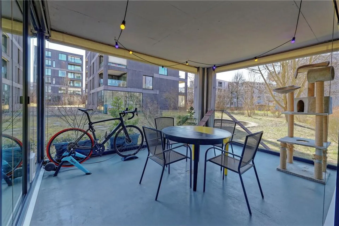 Moderne 2½-Zimmerwohnung mit 82 m² und zwei Balkone - Photo 3 sur 13