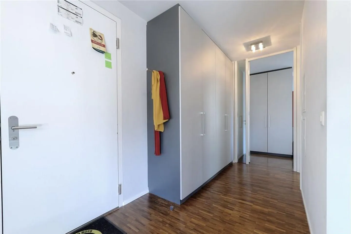 Moderne 2½-Zimmerwohnung mit 82 m² und zwei Balkone - Photo 10 sur 13