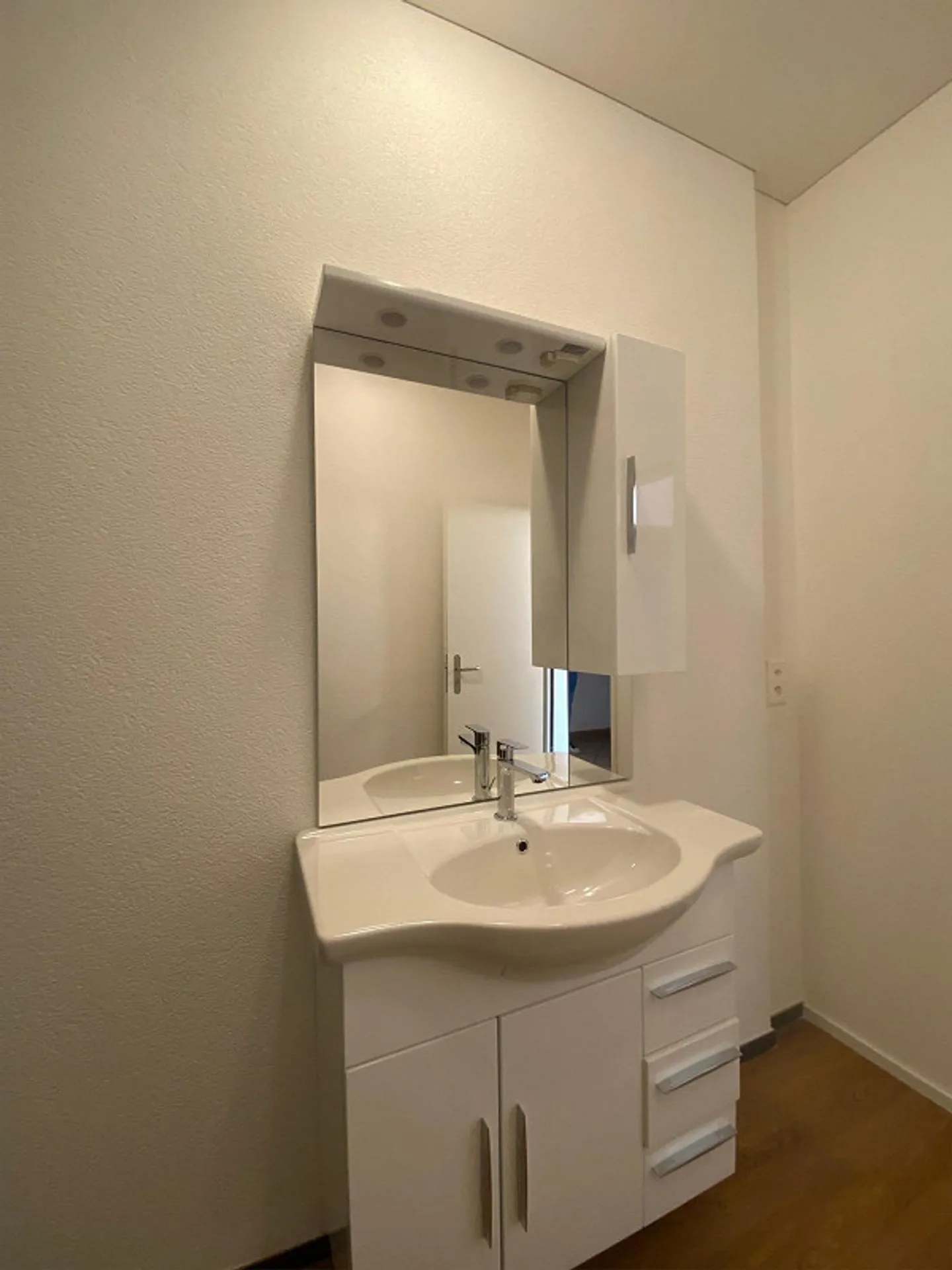 Appartamento 1,5 locali / Spazioso studio di 46,5 m² - Foto 4 di 6