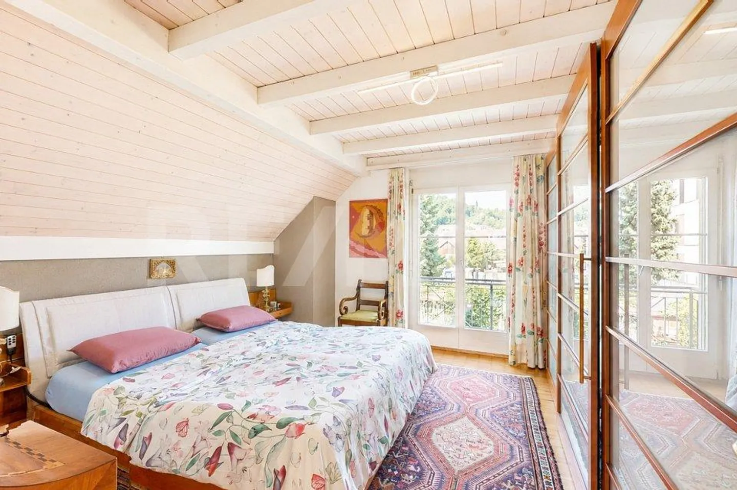 A Home Like Out of a Picture Book: Artistic Living Idyl with Venetian Flair in Schafisheim - Photo 9 of 12