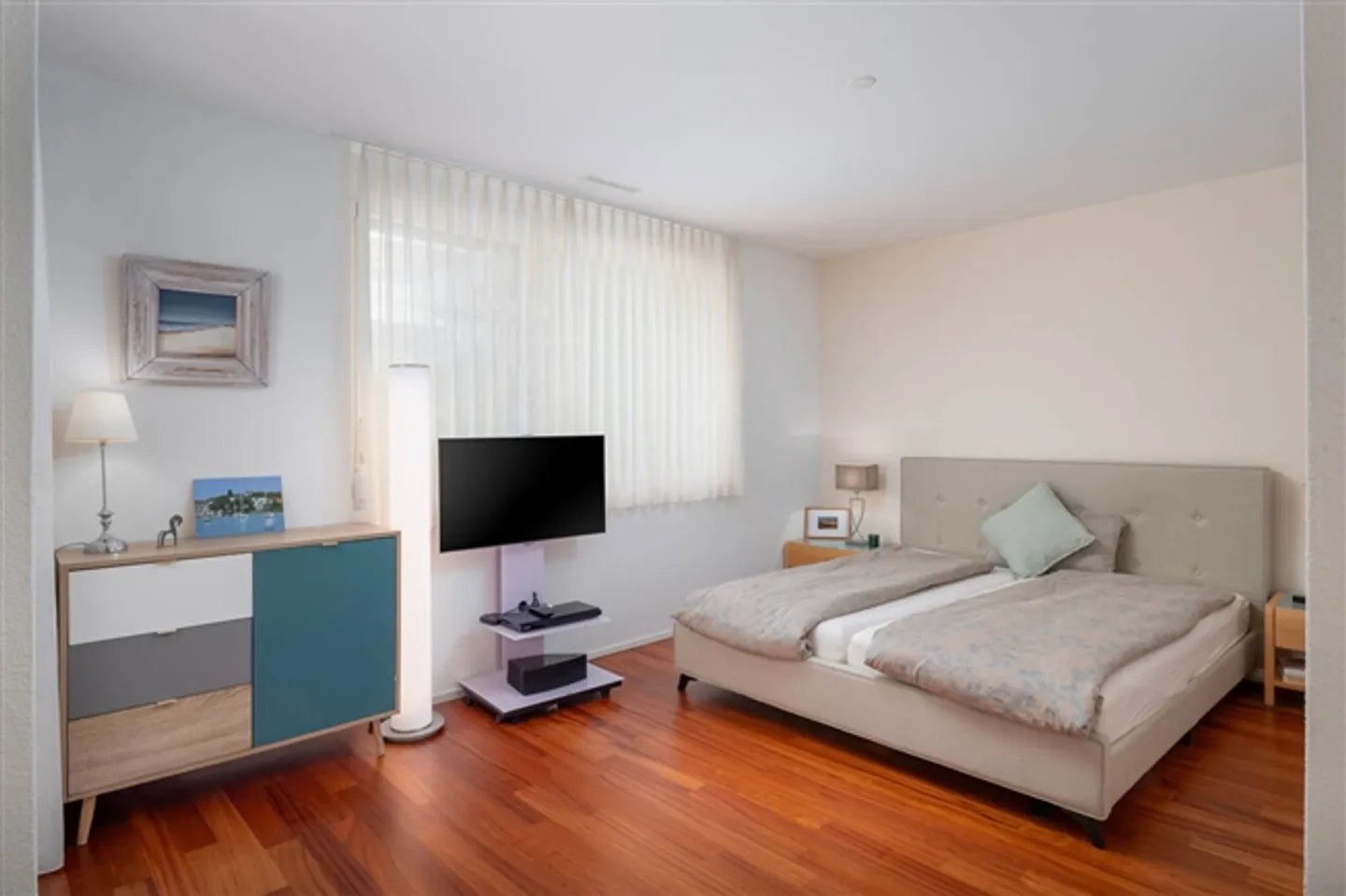 «Lichtdurchflutete Attikawohnung mitten in der Natur» - Foto 10 von 12