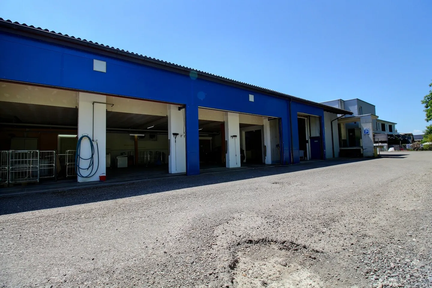 Industrial Building with Offices and Apartments - Photo 2 of 14