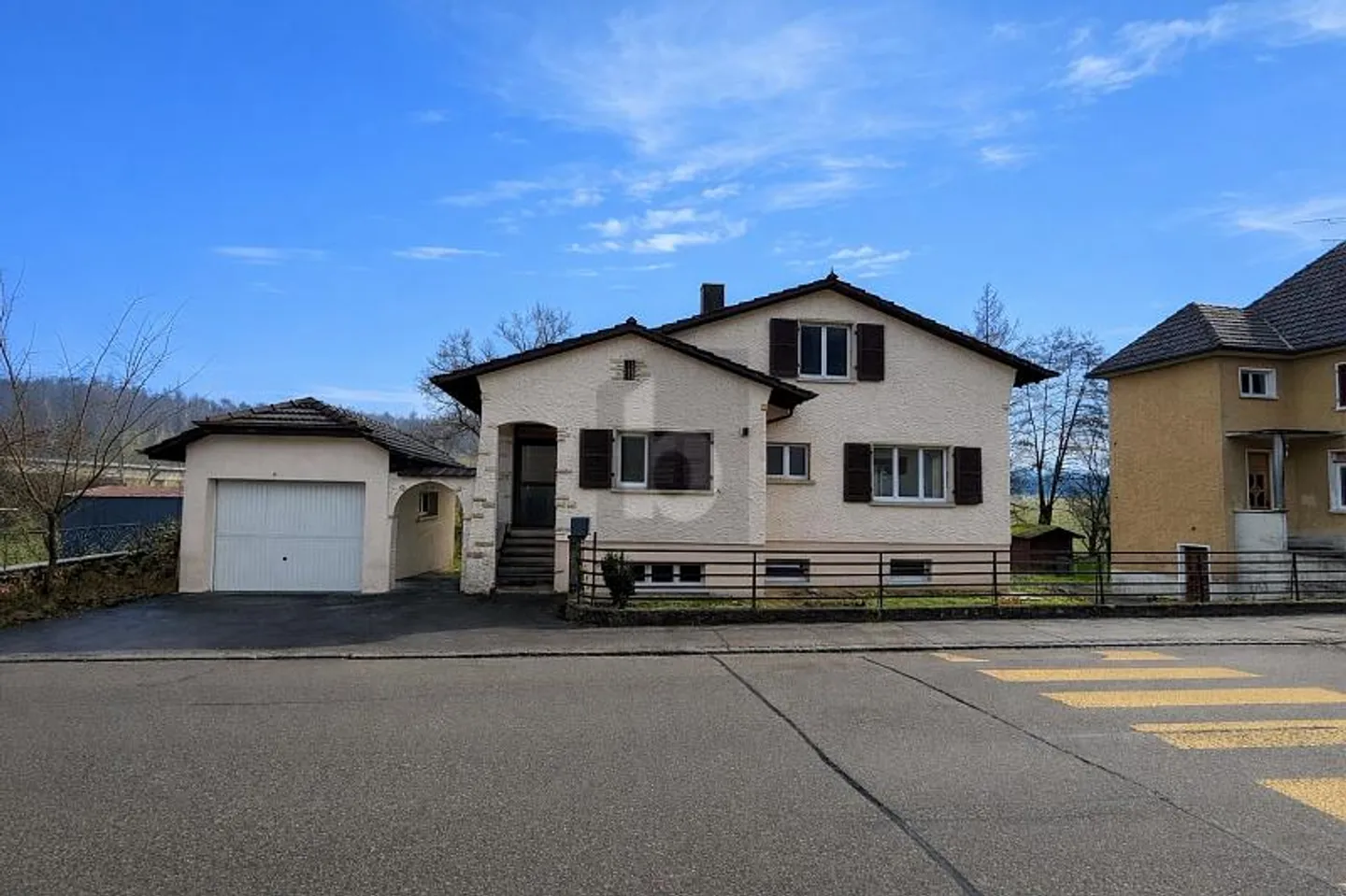 Casa 8 stanze - Foto 1 di 6