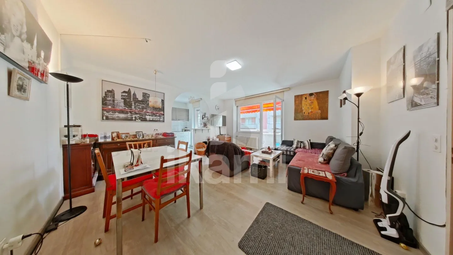 Charmanter Apartment mit 4,5 Zimmern, ideal gelegen - Photo 2 sur 2