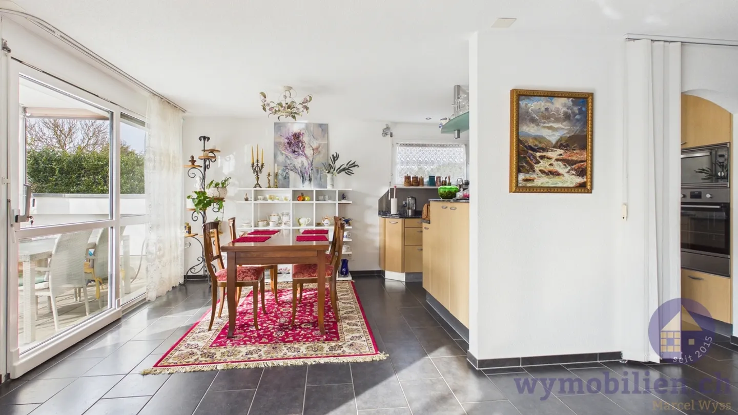 Ampio spazio, tranquillità + vicinanza al centro – Casa bifamiliare con giardino - Foto 4 di 11