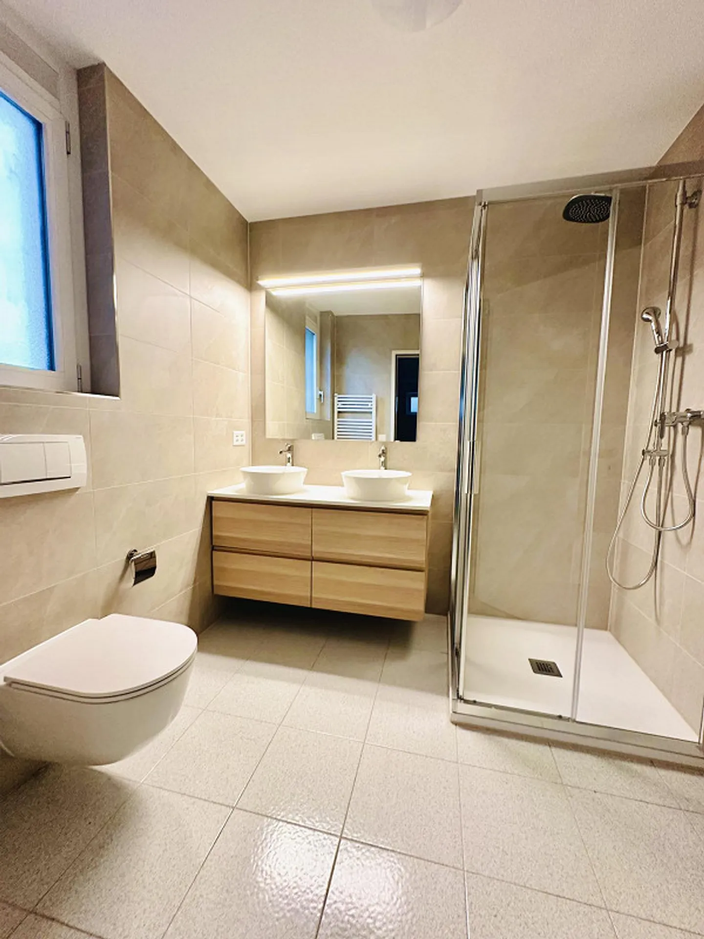 Charmantes 2-Zimmer-Duplex mit Garten und Nebenkosten inklusive - Foto 7 von 12