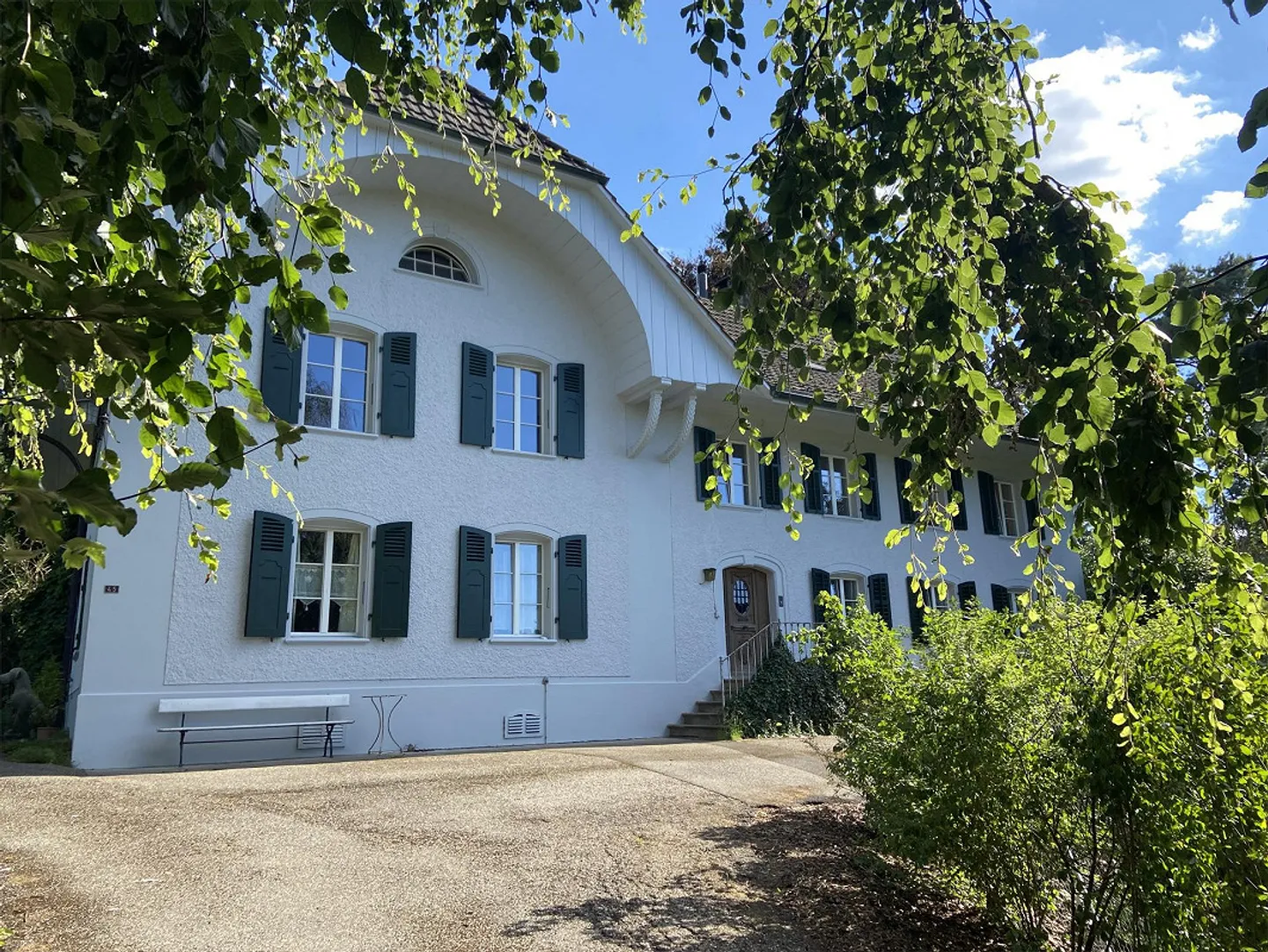 Appartement de 6,5 pièces de rêve dans une villa de campagne historique - Photo 12 sur 13