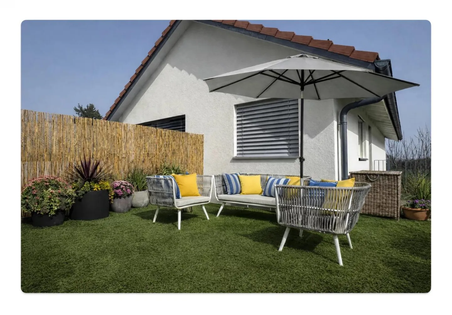 For sale beautiful villa of about 250m2 a few minutes from Aubonne - Photo 1 of 13