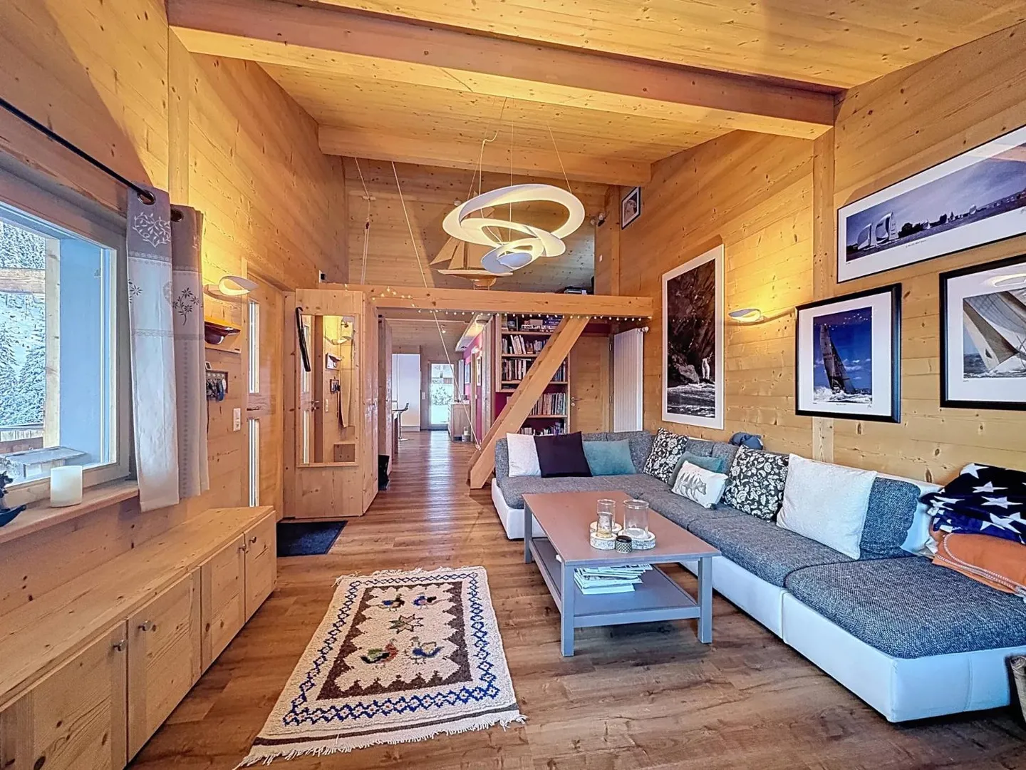Exclusivité - Chalet rénové au cœur des Portes du Soleil - Photo 3 sur 13