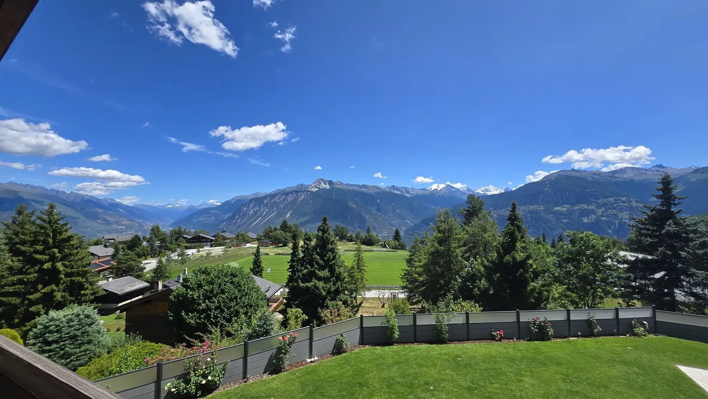 Magnificent property with independent Mazot and outdoor pool - Photo 1 of 19