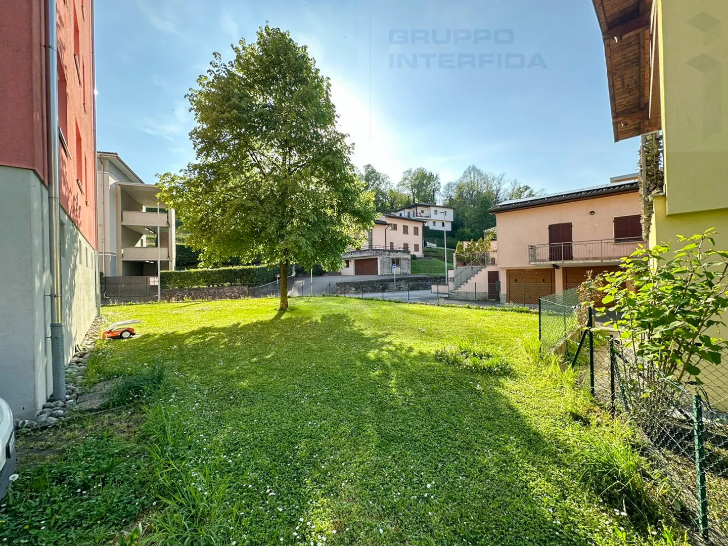 Grande Appartamento con Balcone - Foto 11 di 12