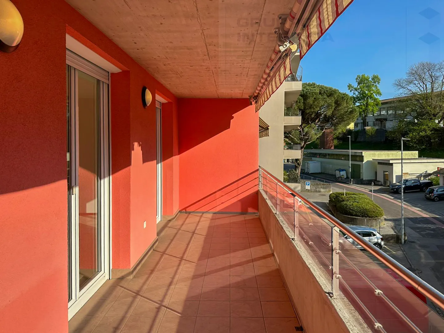 Grande Appartamento con Balcone - Foto 5 di 12