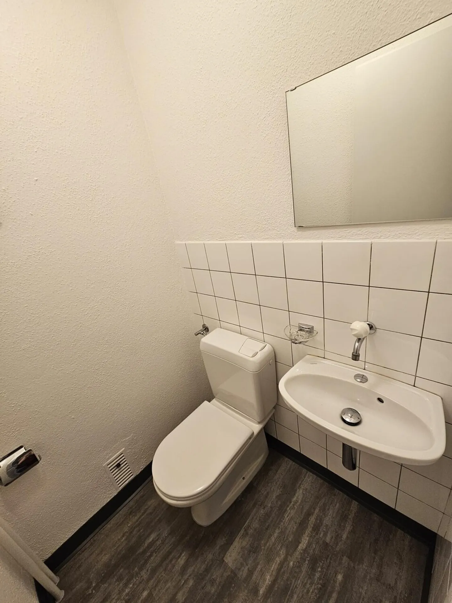 Central Location - with a View of the Green! - Photo 8 of 9