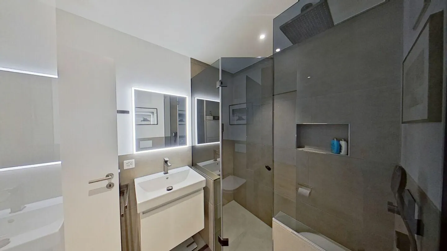 Stylische voll ausgestattete Wohnung im Zentrum - Foto 7 von 14